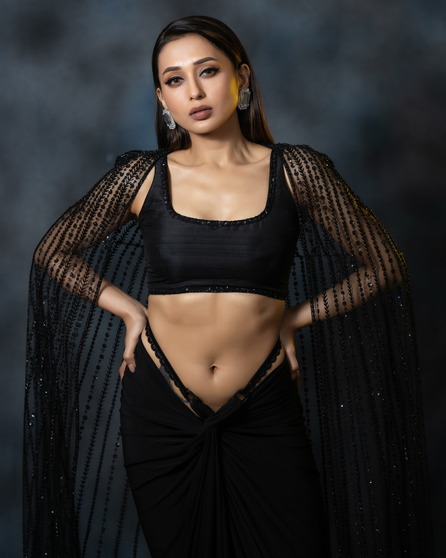 টলিপাড়ার জনপ্রিয় মিমি চক্রবর্তী।