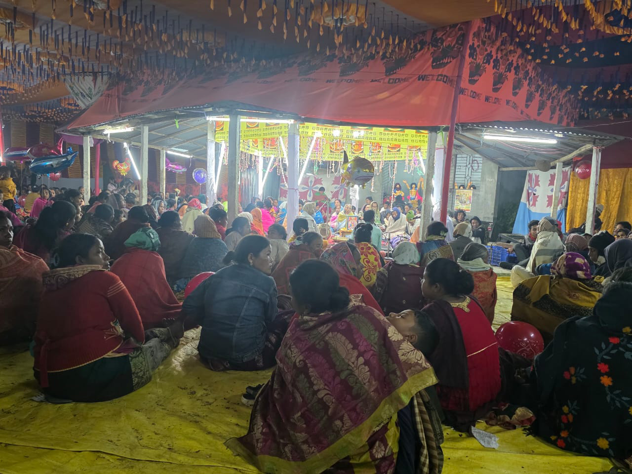 গারো হিন্দু সম্প্রদায়ের ঐতিহ্যবাহী লীলা কীর্তন অনুষ্ঠান। 