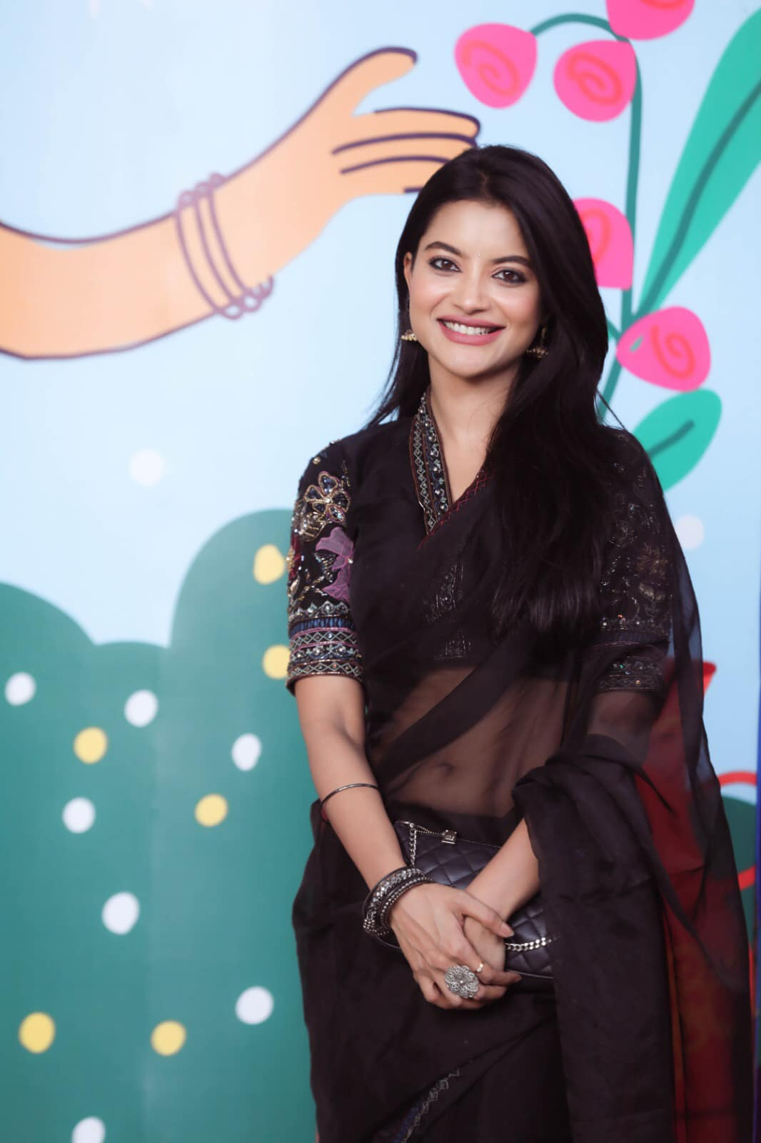 অভিনেত্রী নাজিফা তুষি।