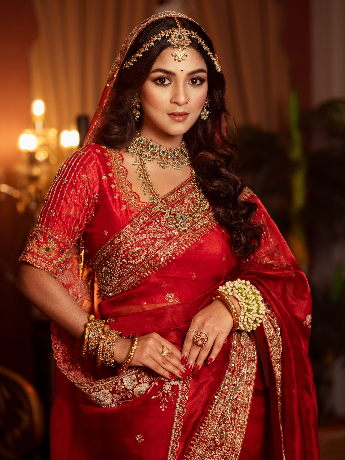 অভিনেত্রী সাদিয়া আয়মান।