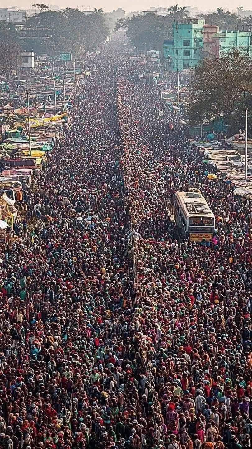 জনসমূদ্র।