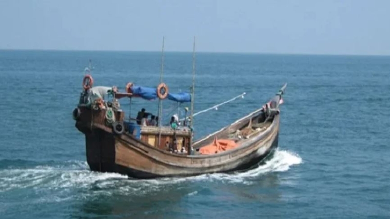 আটক ৫৬ বাংলাদেশি জেলেকে ফেরত দিল মিয়ানমার