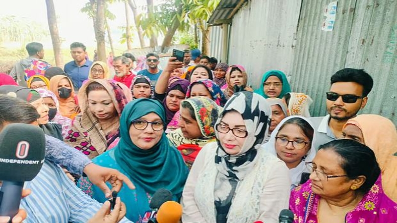সেই শিশুটির বাড়িতে বিএনপির নেতারা