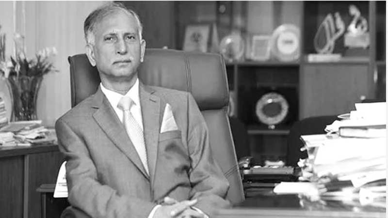 আরেফিন সিদ্দিকের মৃত্যুতে ঢাবিতে এক দিন ছুটি ঘোষণা
