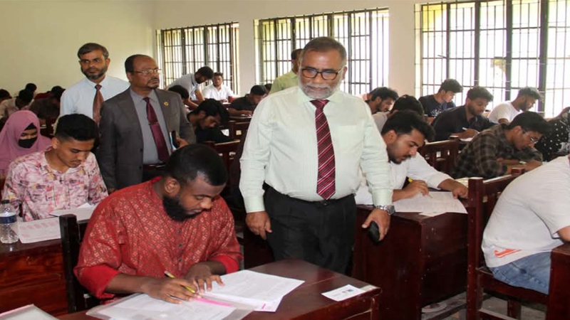 ইবিতে সম্পন্ন হলো ‘সি’ ইউনিট ভর্তি পরীক্ষা