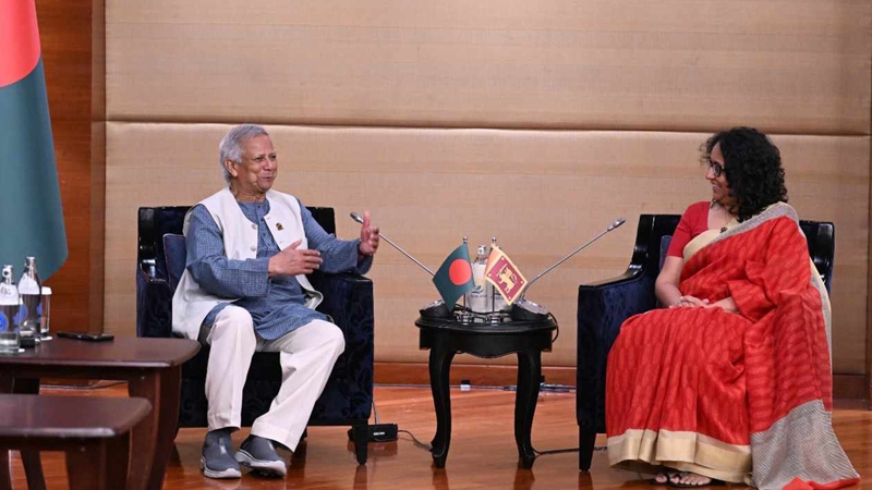 পাঁচ রাষ্ট্রপ্রধানের সঙ্গে সাক্ষাৎ করলেন প্রধান উপদেষ্টা