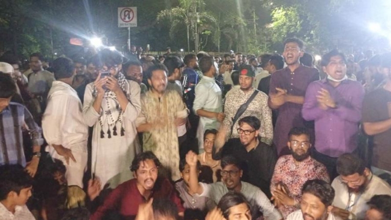 প্রধান উপদেষ্টার বাসভবনের সামনে এনসিপি'র বিক্ষোভ