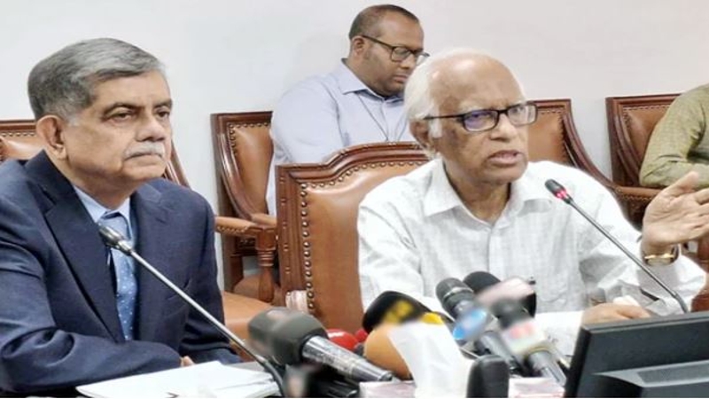 শপথ নিয়েই নিজ দপ্তরে নতুন শিক্ষা উপদেষ্টা