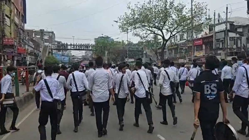 সিটি কলেজে ঢাকা কলেজের শিক্ষার্থীদের হামলা