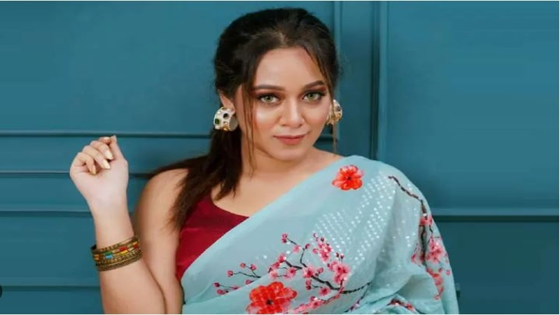 নির্মাতার সঙ্গে দ্বন্দ্বে জড়ালেন দীঘি