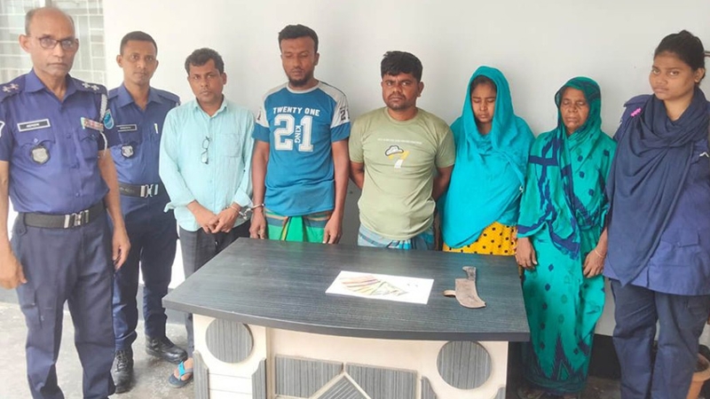 দোহারে ডাকাতির ঘটনায় নারীসহ গ্রেপ্তার ৫
