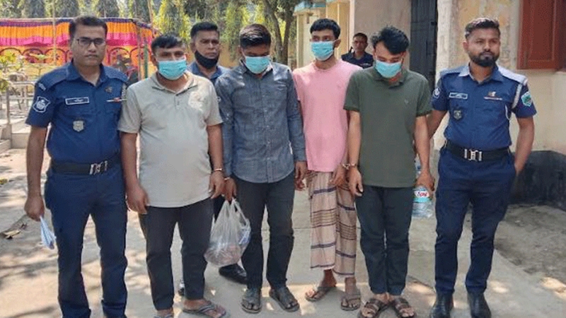 ধর্ষণের অভিযোগ, ইউএনও অফিসের গাড়িচালকসহ গ্রেপ্তার ৪