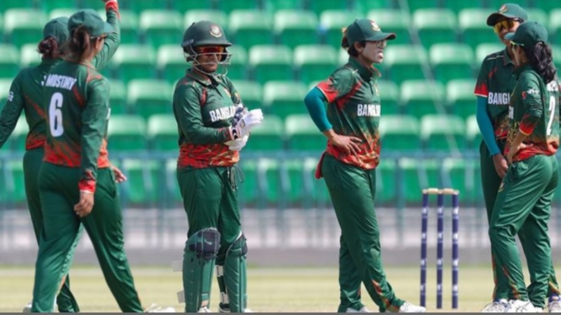 বিশ্বকাপের অপেক্ষা বাড়লো মেয়েদের