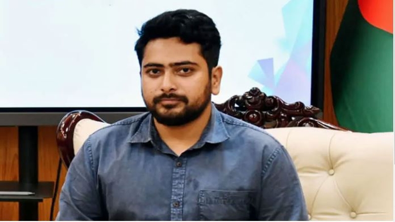পদত্যাগ করেননি উপদেষ্টা নাহিদ ইসলাম