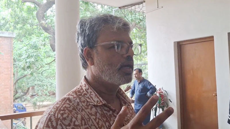 মুখাকৃতিতে একজনকে আগুন দিতে দেখা গেছে: ঢাবি প্রক্টর