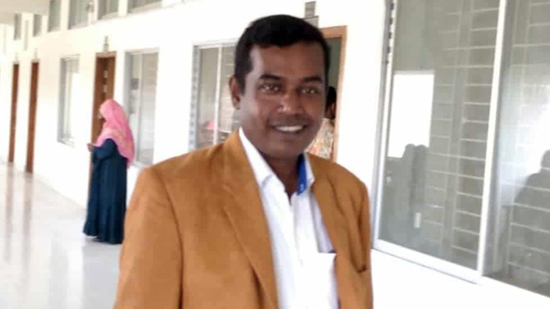 বিএনপি নেতার বাড়ি থেকে যুবলীগ নেতা গ্রেপ্তার