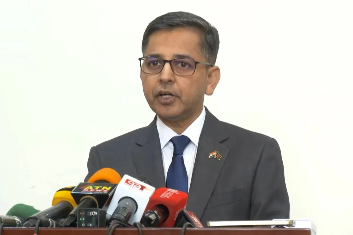 বাংলাদেশিদের ট্যুরিস্ট ভিসা চালুর চেষ্টা অব্যাহত রয়েছে: প্রণয় ভার্মা