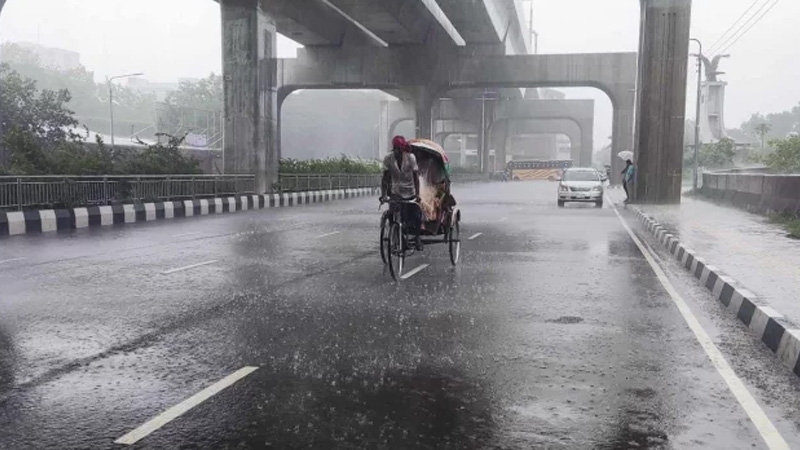 রাজধানীতে স্বস্তির বৃষ্টি