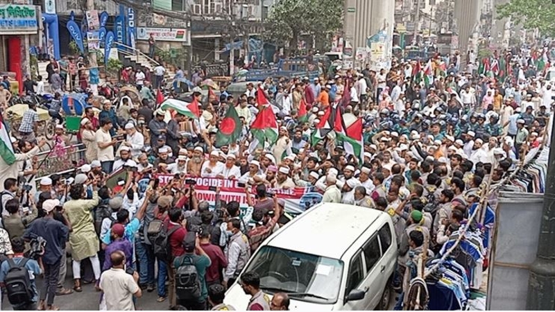 বাইতুল মোকাররমে ফিলিস্তিনে হামলার বিচার দাবিতে মিছিল