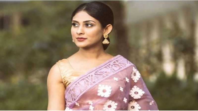 কী সুখবর দিলেন মেহজাবীন চৌধুরী