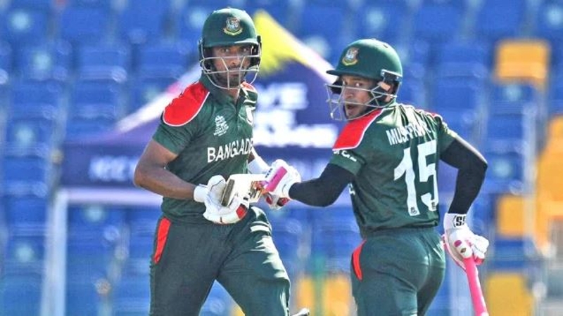 কেন্দ্রীয় চুক্তি নিয়ে অনিশ্চয়তায় মুশফিক-মাহমুদউল্লাহ