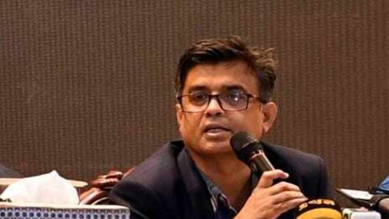 ‘পতিতদের দোসররা বুদ্ধিবৃত্তিক কাজ দমিয়ে রাখতে চাইছে’