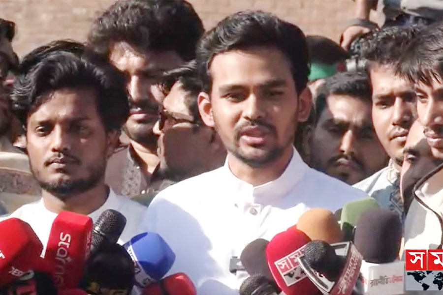 দেশকে মেধাহীন করতে হাদিকে হত্যাচেষ্টা: আসিফ মাহমুদ