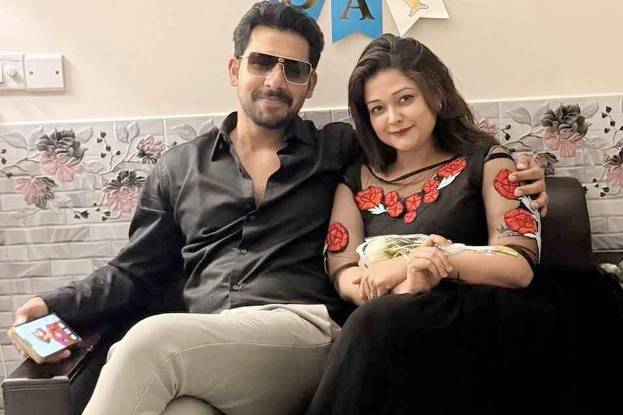 স্বামী আলভীর বিরুদ্ধে মামলা প্রস্তুতি নিচ্ছে ইকরার পরিবার