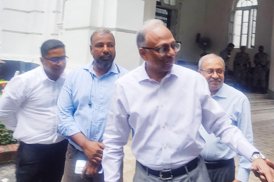 যোগ্যতা দেখে কারো পদোন্নতি দেননি শেখ হাসিনা