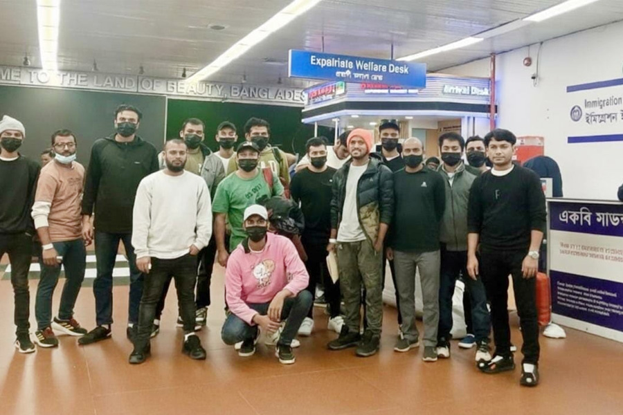 যুক্তরাষ্ট্র থেকে আরও ৩৯ বাংলাদেশি ফেরত