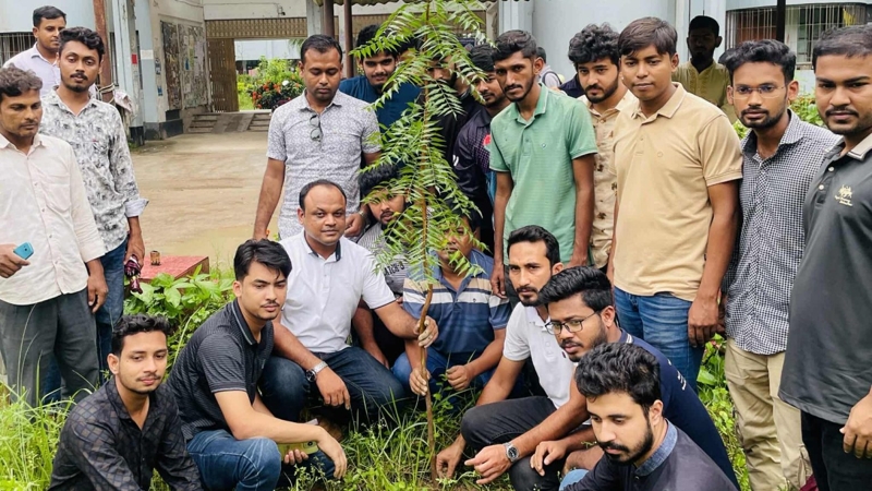 ইবি ছাত্রদলের বৃক্ষরোপণ কর্মসূচি