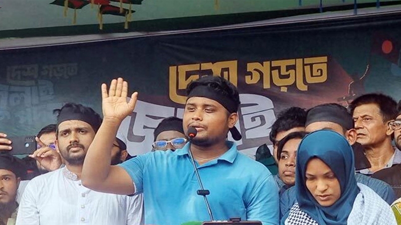 প্রধান উপদেষ্টার স্বজনপ্রীতির বড় উদহারণ স্বাস্থ্য উপদেষ্টা : হাসনাত