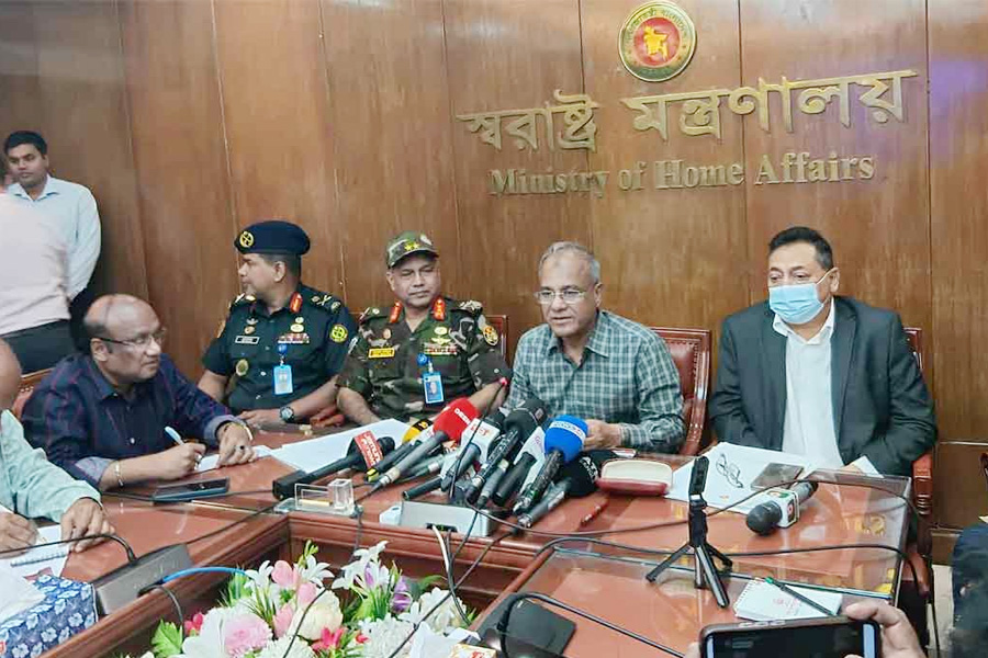 ১৩ নভেম্বর ঘিরে নিরাপত্তা জোরদার-প্যাট্রোলিং বৃদ্ধি: স্বরাষ্ট্র উপদেষ্টা