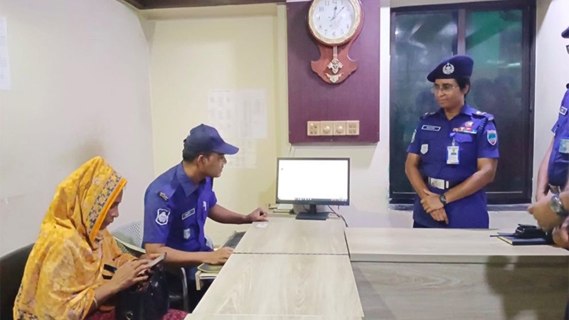 যশোরে ৯ থানায় অনলাইনে জিডি সেবা উদ্বোধন