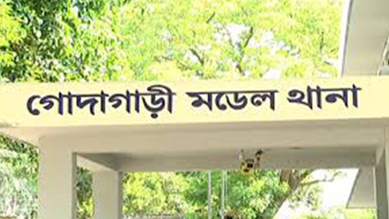 রাজশাহী গোদাগাড়ীর সীমান্তে ফেনসিডিলের হাট
