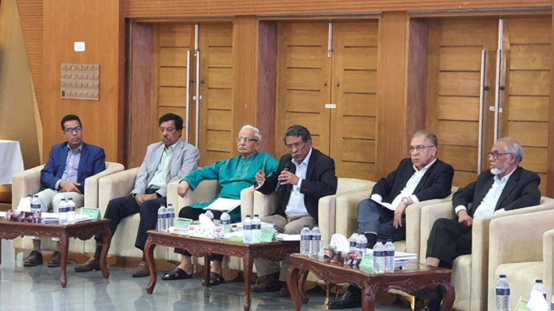 দলীয় প্রধান প্রধানমন্ত্রী হতে পারবেন না: ঐকমত্য কমিশন
