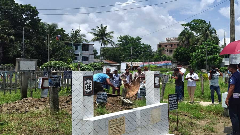 গোপালগঞ্জে নিহত ৩ জনের মরদেহ উত্তোলনের নির্দেশ