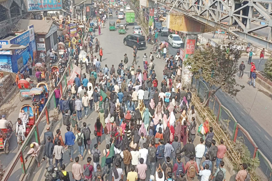 আজও ঢাকার ৩ স্থানে শিক্ষার্থীদের অবরোধ কর্মসূচি