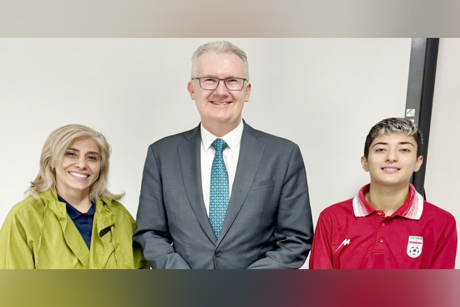 ইরানি নারী ফুটবল দলের ২ সদস্যকে আশ্রয় দিল অস্ট্রেলিয়া