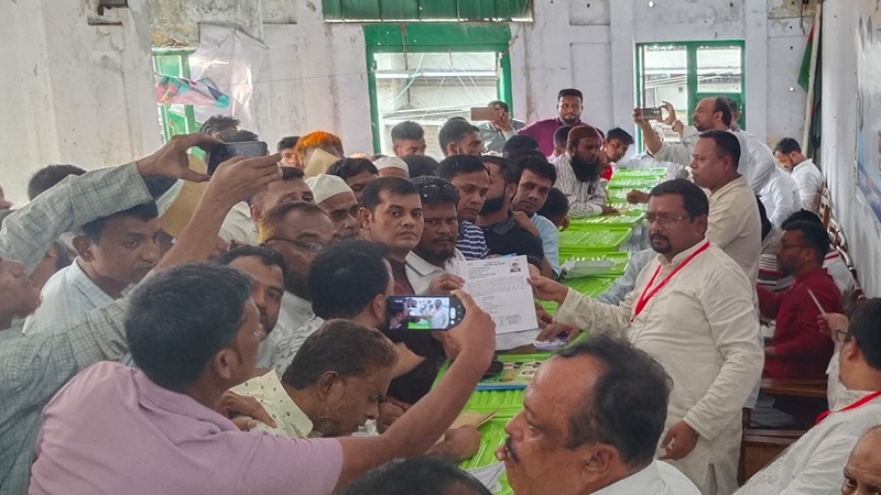 সভাপতি পদের জন্য সিভি জমা দিলেন বিএনপি নেতা