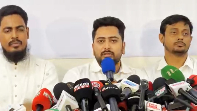 উপদেষ্টাদের দায়িত্বজ্ঞানহীন আচরণ দেখছি : নাহিদ