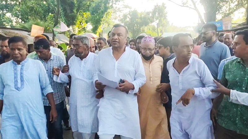 ৩১ দফা বাস্তবায়নের লক্ষ্যে বিএনপি নেতার গণসংযোগ