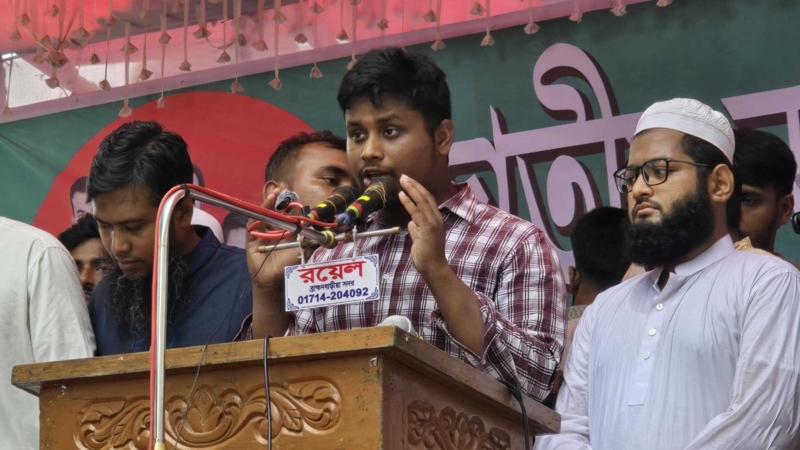 মাইলস্টোনের ঘটনাকে পুঁজি করে আ.লীগ আবার পুনর্গঠিত হচ্ছে: হাসনাত