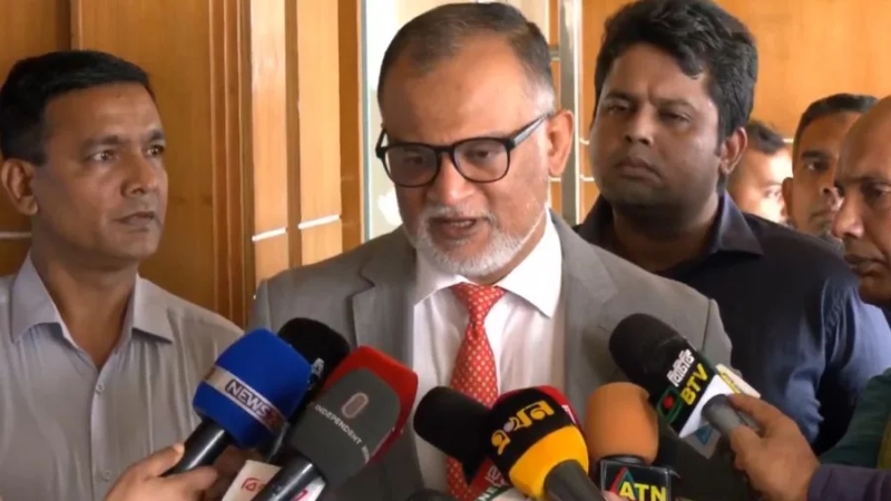 দেশের স্বার্থ ক্ষুণ্ণ হয় এমন সমঝোতা করব না: বাণিজ্য উপদেষ্টা