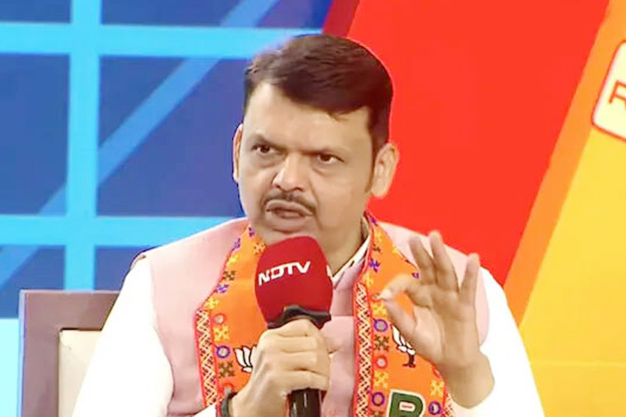 মহারাষ্ট্রে বাংলাদেশি ও রোহিঙ্গা শনাক্তে এআই টুল চালু হচ্ছে: মুখ্যমন্ত্রী