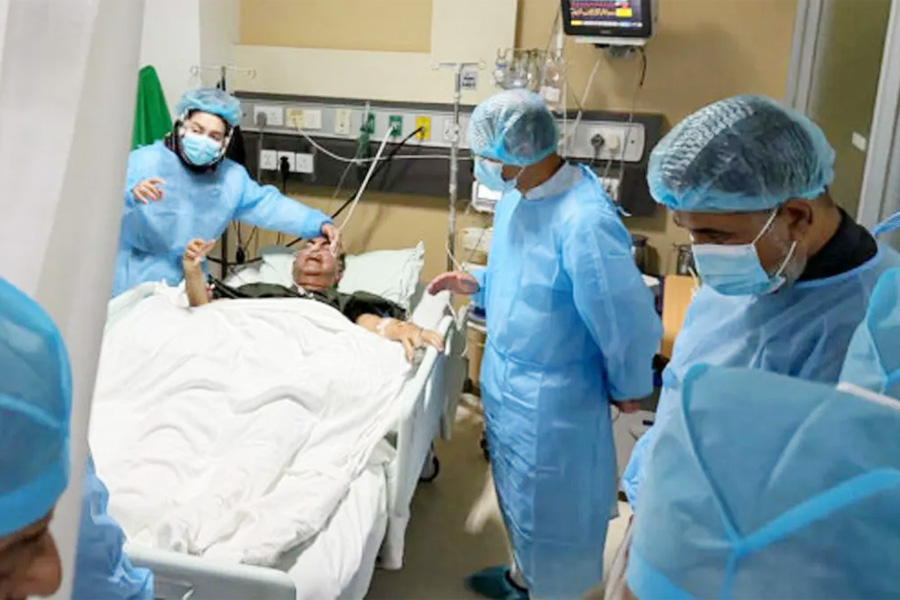 মির্জা আব্বাসকে আপাতত সিঙ্গাপুর নেওয়া হচ্ছে না