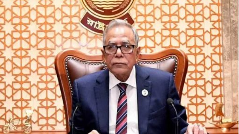 সাবেক রাষ্ট্রপতি আবদুল হামিদের দেশত্যাগ: তদন্ত কমিটি গঠন