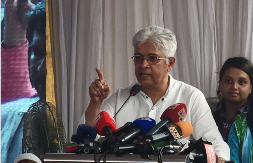 ফ্যাসিবাদী শক্তির অবশিষ্টাংশ প্রতিহত করব