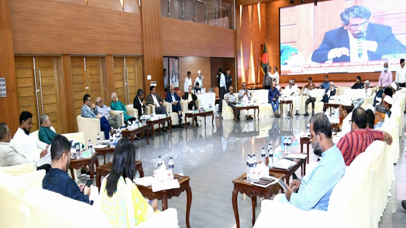 প্রতিরোধের মুখে ফ্যাসিবাদী সরকার পালাতে বাধ্য হয় : আলী রীয়াজ