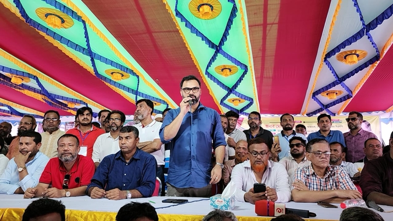 আওয়ামী প্রেতাত্মারা নির্বাচন ঠেকাতে এখনও তৎপর : আমিনুল